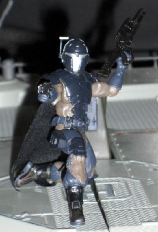 JoeCustoms.com > Figures > Others > Mandalorian Warrior