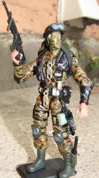 JoeCustoms.com > Figures > G.I. Joe > Hit & Run