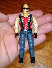 JoeCustoms.com > Figures > Others > Duke Nukem