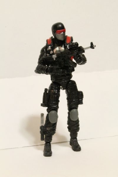 JoeCustoms.com > Figures > Cobra > Invasor