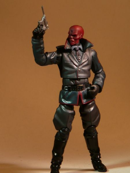 JoeCustoms.com > Figures > Others > Red Skull